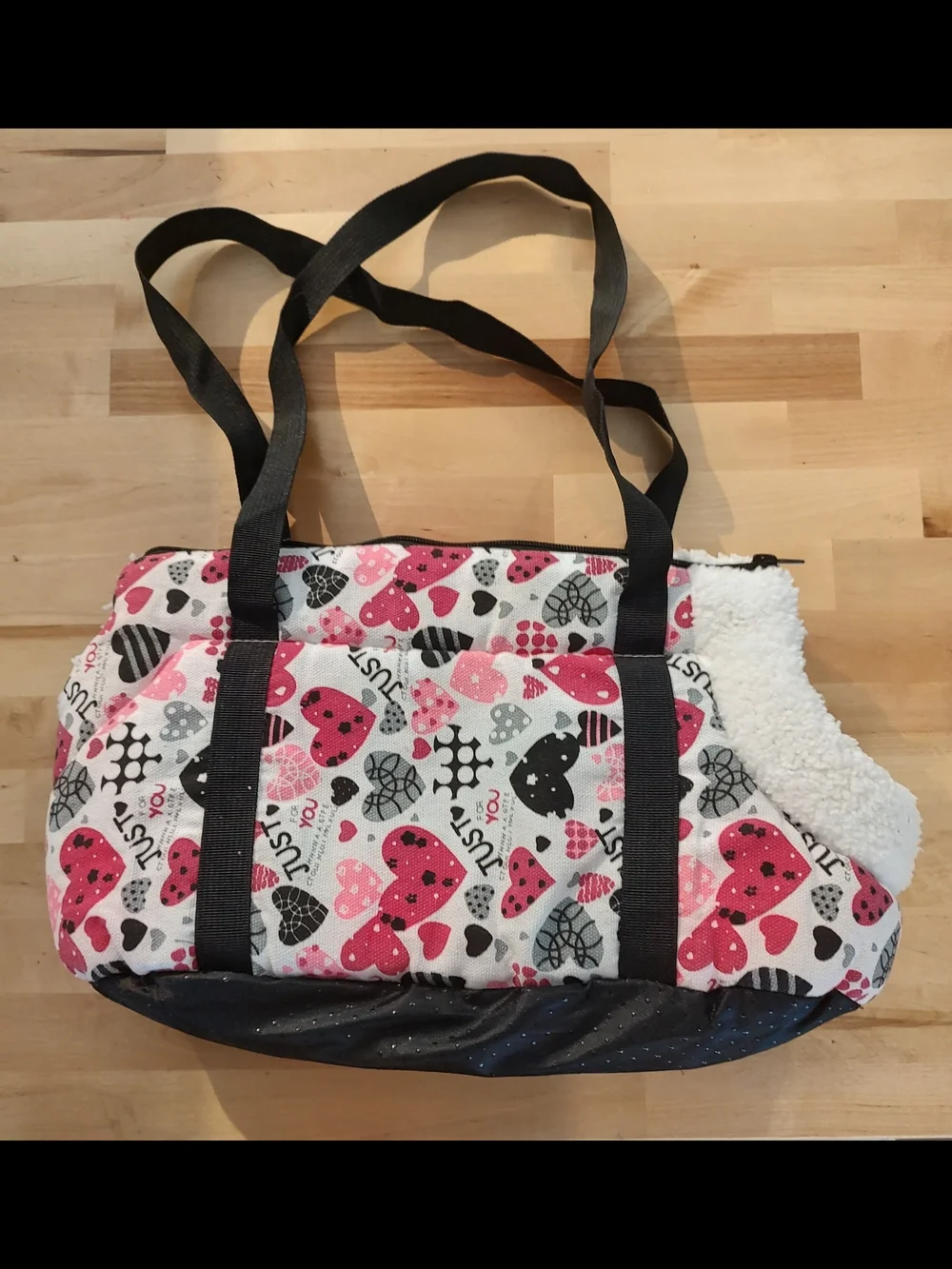 Pet Carrier Tote Pink Hearts Sherpa Lined. New!